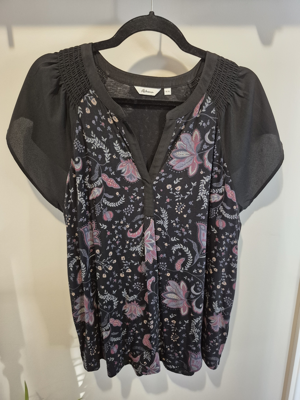 Reitmans Black Paisley Short-Sleeve Blouse with Pink Accents
